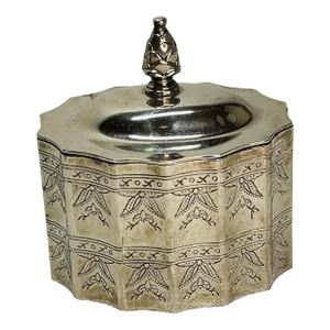 Godinger Silverplate Scalloped Shape Lidded Box