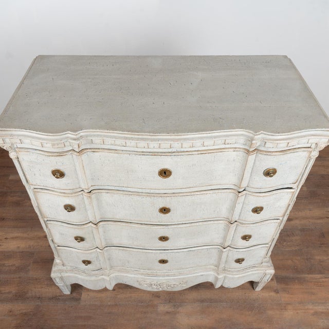 Rococo Mid 18th Century Danish Rococo Large White Chest of Four Drawers For Sale - Image 3 of 18
