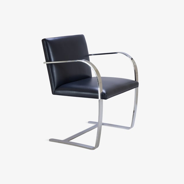Mid-Century Modern Brno Navy Leather Flat-Bar Chairs - Set of 6 For Sale - Image 3 of 10