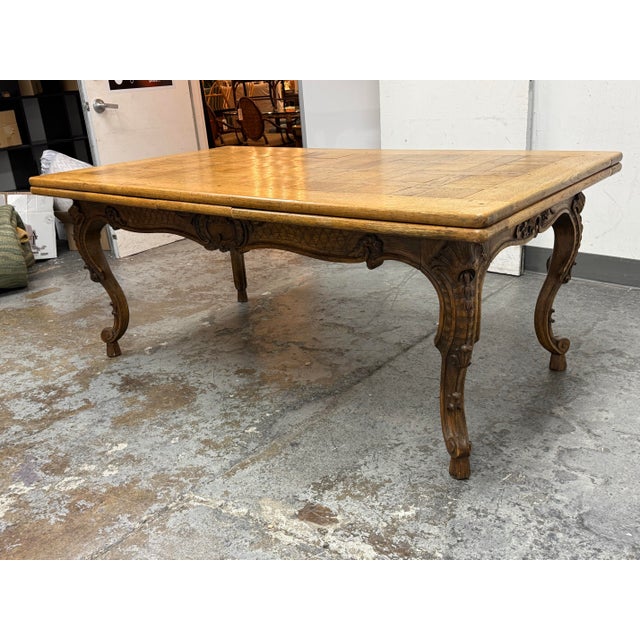 French Louis XV Extension Dining Table, Mid 20th Century For Sale - Image 4 of 12