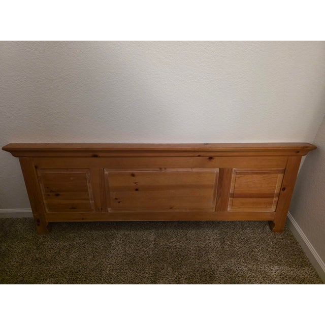 Vintage Broyhill Fontana Honey Oak Queen Bed | One-Owner | Excellent Condition For Sale - Image 14 of 16