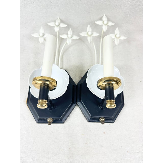 1940s Mid-Century Ceramic & Metal Tole Floral Wall Sconces - A Pair For Sale - Image 4 of 11