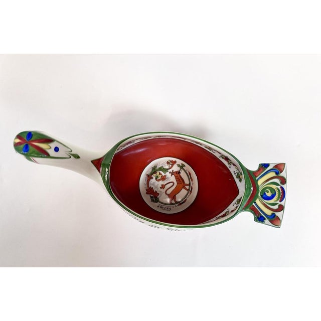 Norwegian Folk Art Drinking Bowl and Viking Dragon Boat-Shaped Ale Bowl with Hand-Painted Decor from Porsgrund Porcelain, 1930s, Set of 2 For Sale - Image 4 of 15