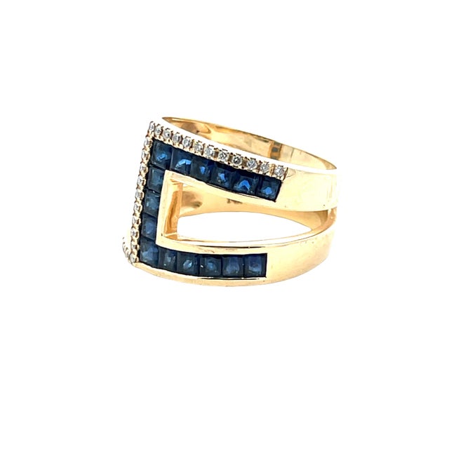 Early 21st Century 14k Yellow Gold Diamond & 1.50 Carat Weight Sapphire Ring, Size 7 For Sale - Image 5 of 6