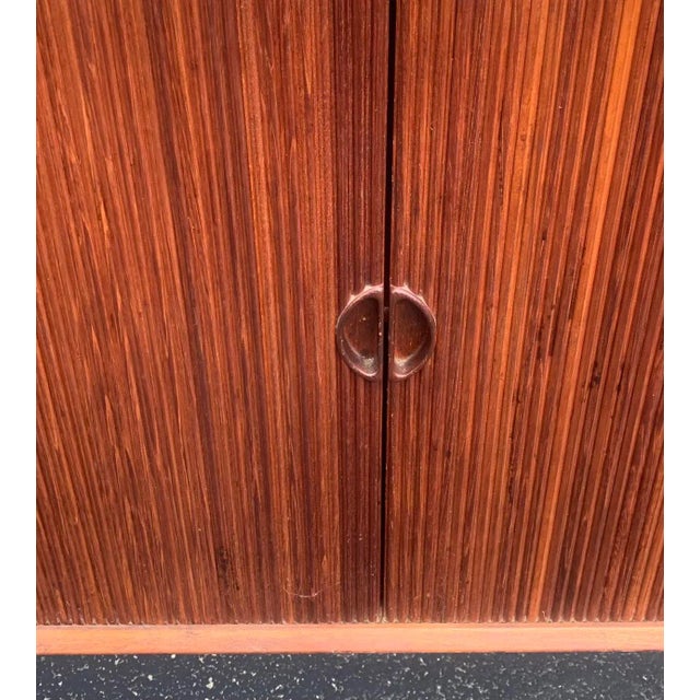 Model 309 Sideboard by Peter Hvidt and Orla Molgaard-Nielsen for Søborg Møbelfabrik, 1960s For Sale In Boston - Image 6 of 12