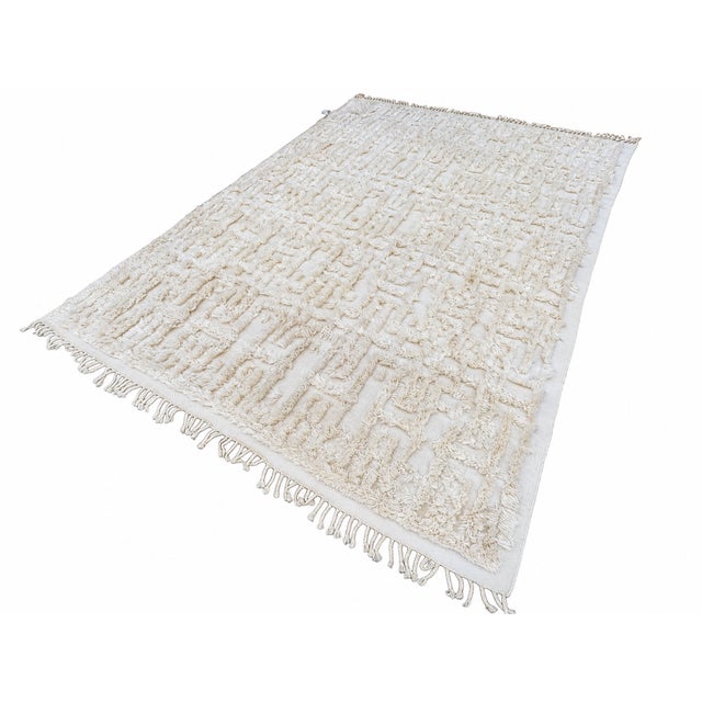 Rh Cabila Wool Rug – 9' × 12' Ivory | 87% Wool & 13% Cotton | Hand-Knotted High-Low Construction (2nd Piece) For Sale - Image 17 of 18