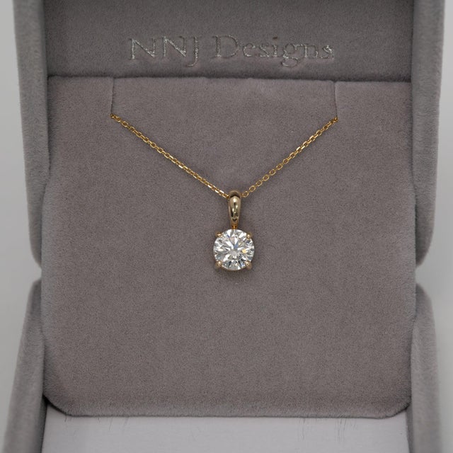 Modern 1.2Ct Lab Grown Diamond Solitaire Pendant in Solid 14k Gold - Fine Jewelry For Sale - Image 3 of 7