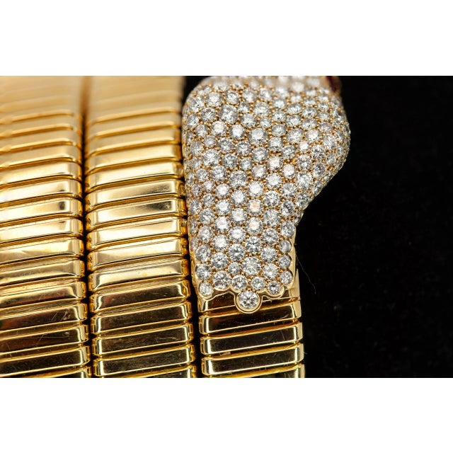 Gold 1990s French Serpent 18k Yellow Gold Pavé Diamond Wrap Bracelet For Sale - Image 8 of 17