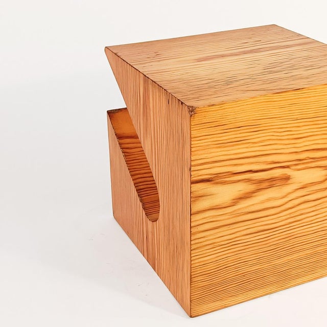 Brown Sculptural Side Table in Pine Wood in the style of Charlotte Perriand, 1970s For Sale - Image 8 of 12