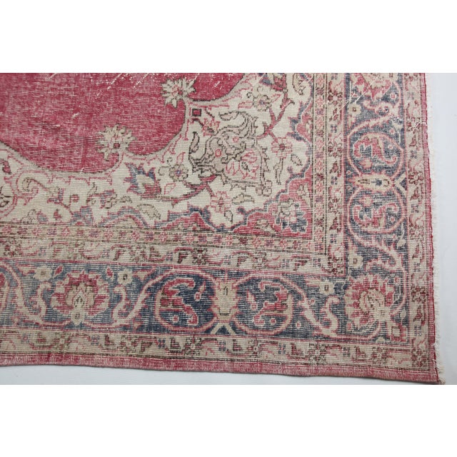 Traditional Vintage Handmade Turkish Rug – Red Medallion With Cream Corners & Floral Scrollwork -6' 9'' X 10' 6'' For Sale - Image 3 of 11