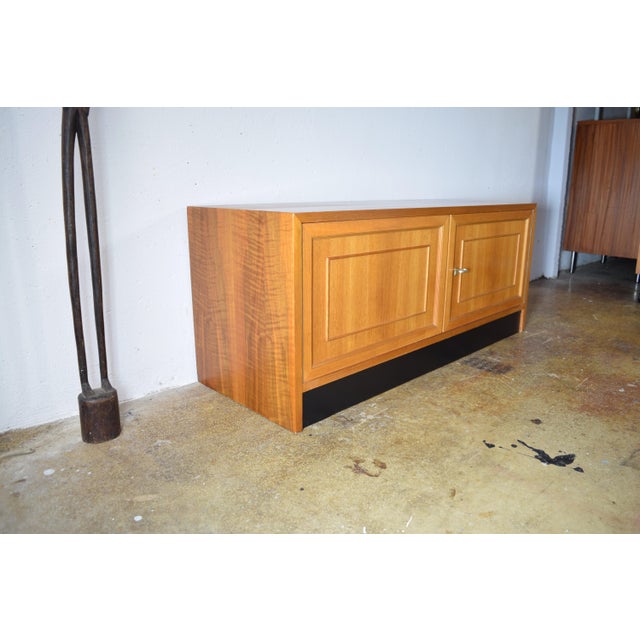 Mid-Century Modern Vintage Chest of Drawers in Walnut, 1960s For Sale - Image 3 of 8