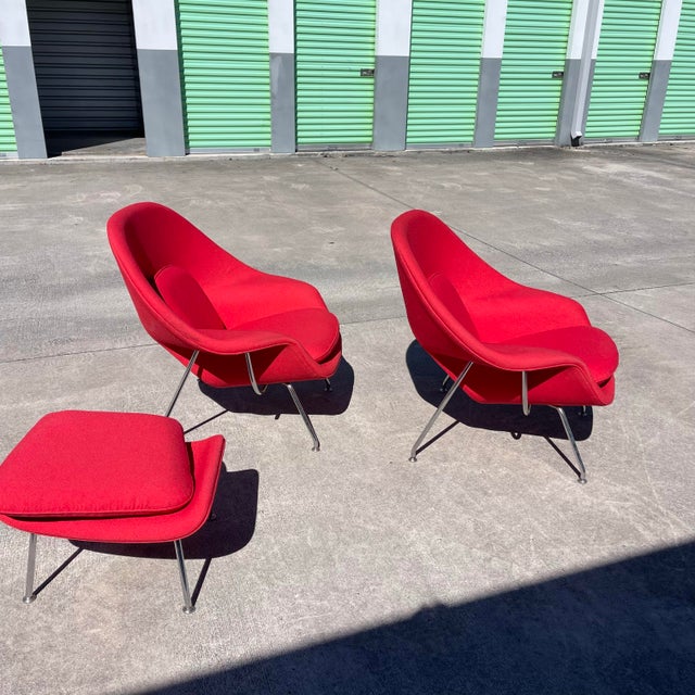 Red Eero Saarinen Womb Chair by Knoll, a Pair W/ Ottoman For Sale - Image 8 of 12