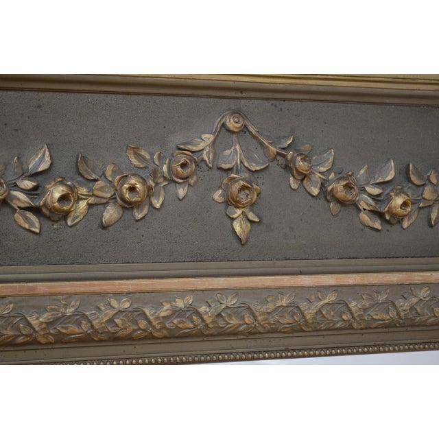 Belle Époque French Gilded and Olive Green Wall Mirror with Ribbon Crest, 1900s For Sale - Image 14 of 15
