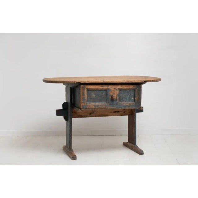 18th Century Swedish Country Folk Art Pine Table For Sale - Image 3 of 13