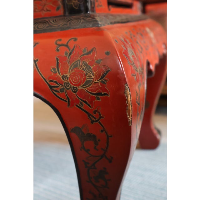 Chinese Vintage Far Eastern Furnishings Chinese Red Lacquer Court-Ladies Low Table Bench For Sale - Image 3 of 18
