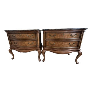 Pair of French Provincial Burl Wood Nightstands With Marble Tops – Bombe Chest Style For Sale