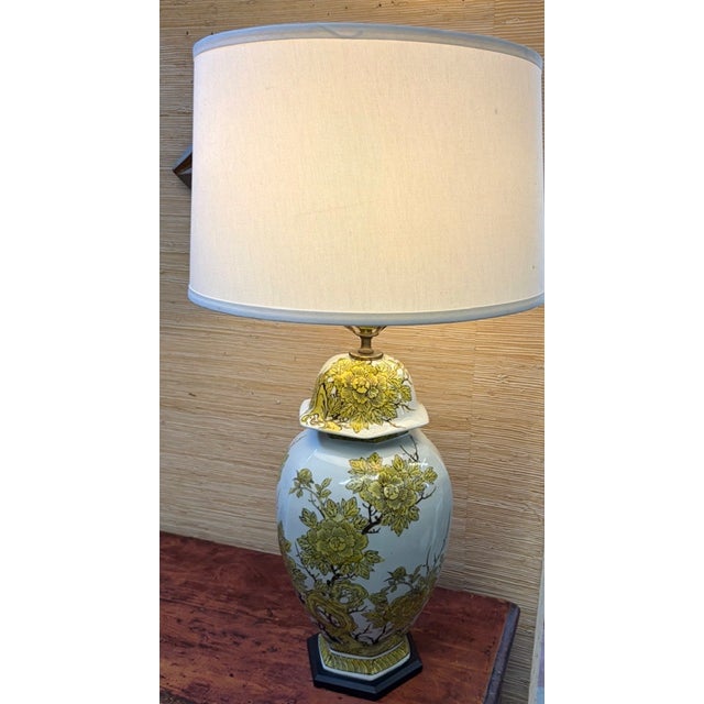 Mid 20th Century Mid Century Chinoiserie Porcelain Ginger Jar Lamp With Imari Design, Attributed to Marbro Lamp Company For Sale - Image 5 of 8