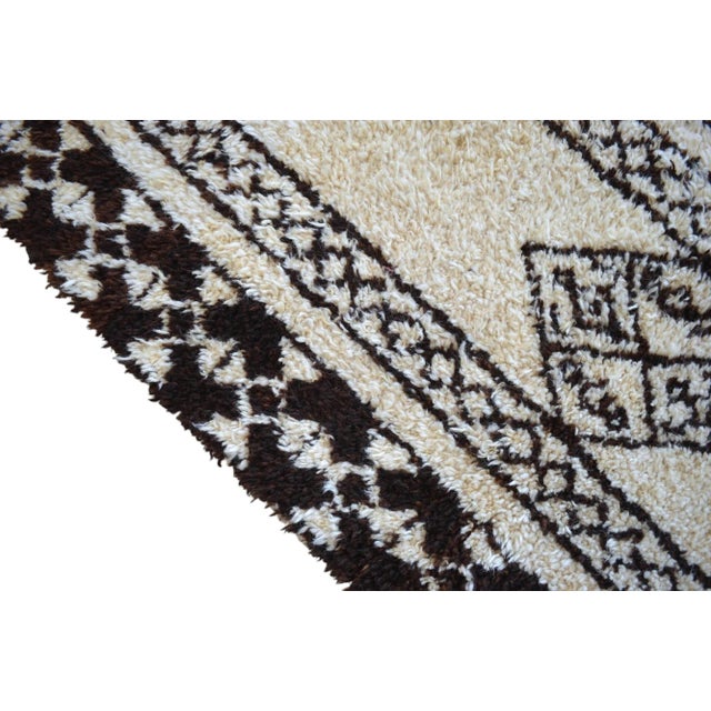 Hand-Knotted Turkish Runner Rug Natural Organic Undyed Wool - 2′9″ × 11′6″ For Sale - Image 10 of 12
