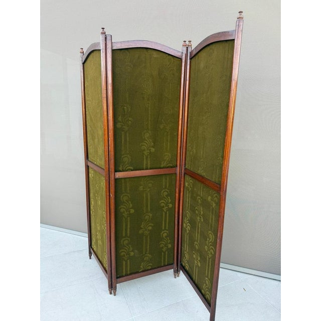 Austrian Secession Three-Panel Paravent in Olive Green Textile, 1910s For Sale - Image 10 of 16