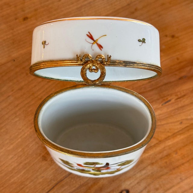 Vintage Sèvres Porcelain Oval Box With Painted Birds and Butterfly For Sale - Image 4 of 6