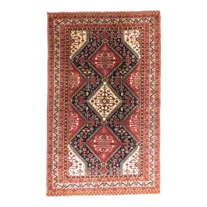 Vintage Persian Rug. 4'3"x 7'
