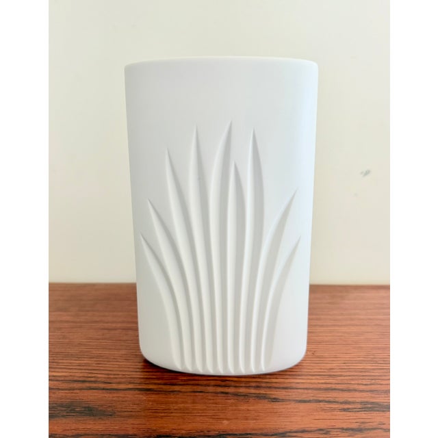 Vintage German Vase from Rosenthal, 1970s, in Very Good conditions. Designed 1970 to 1979 This piece has an attribution...