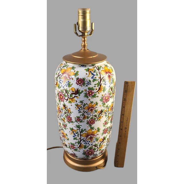 This beautiful table lamp is a true piece of Italian craftsmanship. The lamp is made of high-quality ceramic and...