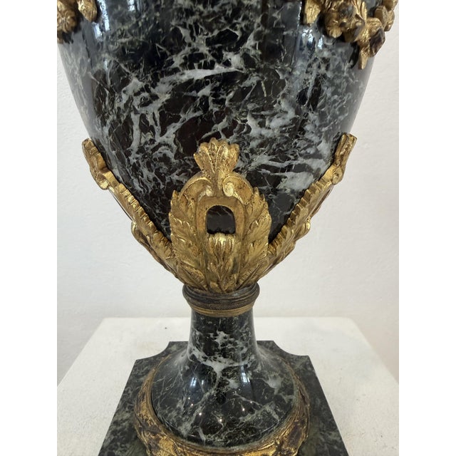 Ornamental Vase in Green Marble and Gilded Bronze, France, 1800s For Sale - Image 14 of 18