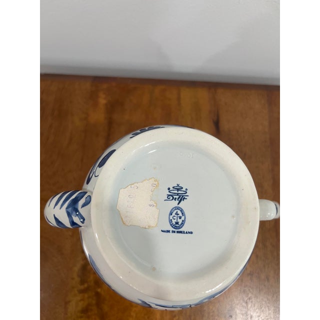 Delft Vintage Oud Delft Colonial Williamsburg Posset Pot Mixing Jug Holland C50 For Sale - Image 4 of 13