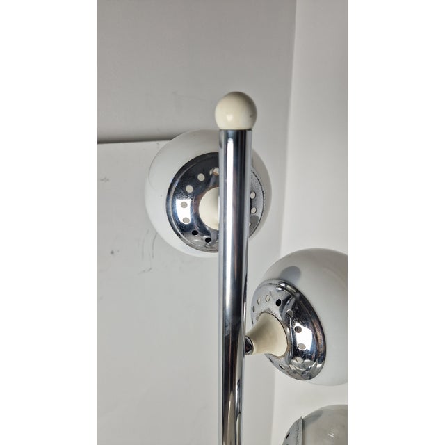 Torcion Model Floor Lamp in White, Chrome, White Glass and Marble Base from Stilnovo, 1950s For Sale - Image 6 of 14