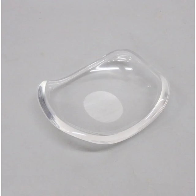 Transparent Three Bio Morphic Astrolite Lucite Fruit or Serving Bowls by Ritts For Sale - Image 8 of 10