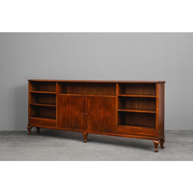 Large Early 20th Century Art Nouveau Bookcase in Walnut For Sale - Image 4 of 18