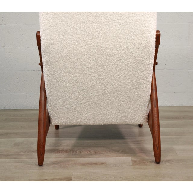 Gio Ponti Style Walnut Lounge Chair in Ivory White Bouclé For Sale - Image 12 of 12