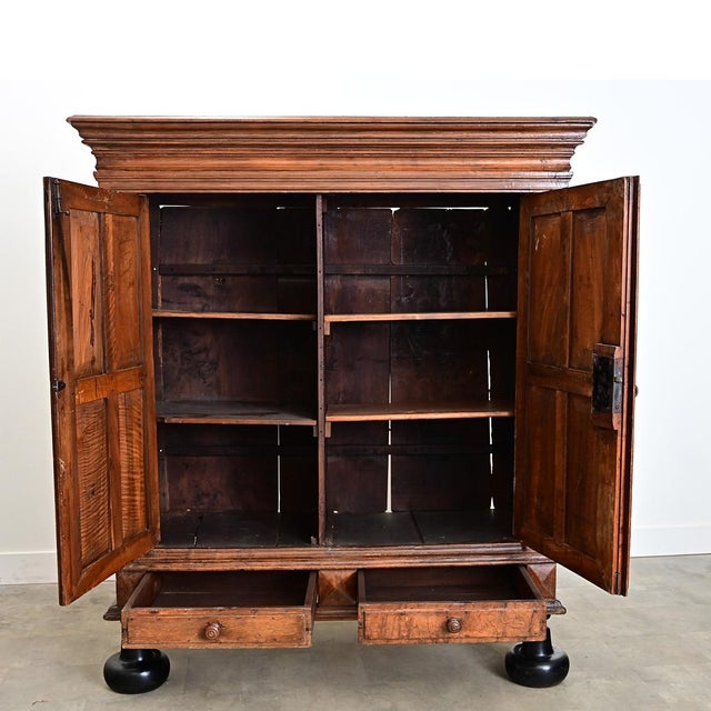 Dutch 18th Century Oak Kussenkast Armoire For Sale - Image 10 of 13
