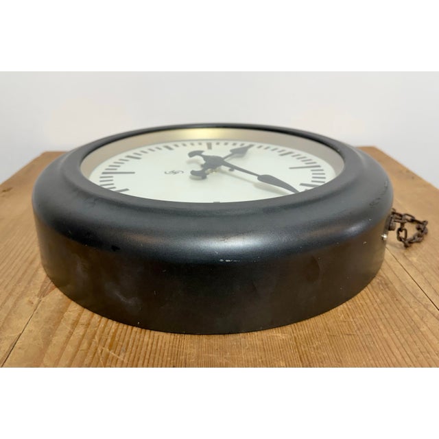 Vintage Industrial Factory Wall Clock from Siemens, 1930s For Sale - Image 12 of 17