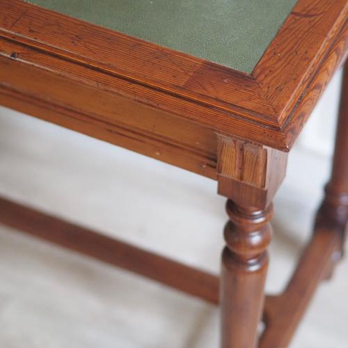 Small Antique Desk or Console Table with Green Leather Top, 1890s For Sale - Image 16 of 18
