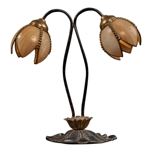 Early 20th Century Art Nouveau Double Tulip Slag Glass Table Lamp For Sale