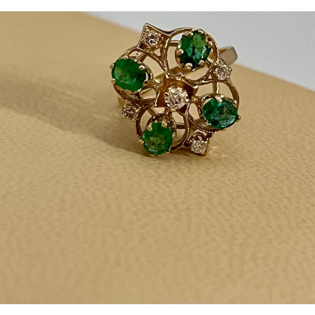 1 Ct Natural Emerald, Oval Stone and Diamond Ring 14 Karat Yellow Gold For Sale - Image 9 of 18