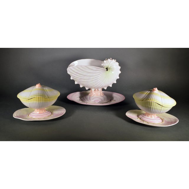 Traditional Wedgwood Pearlware Nautilus Shell Part Dessert Service in Pink and Yellow Circa 1800–1815 For Sale - Image 3 of 11