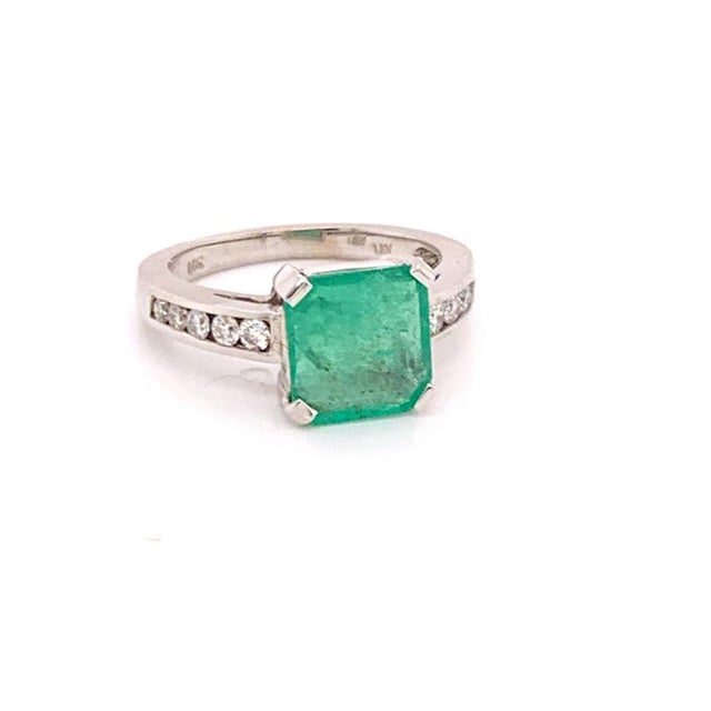 Diamond Emerald Ring 14Karat Gold 2.55 TCarat Women Certified For Sale In New York - Image 6 of 7