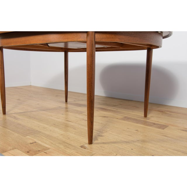 Mid-Century Modern Teak Oval Dining Table from G-Plan, United Kingdom, 1960s For Sale - Image 18 of 18