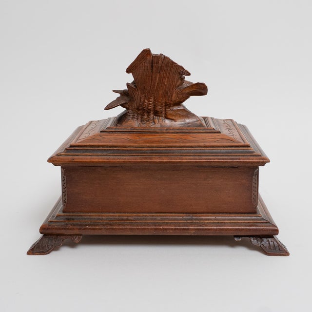 19th Century Black Forest Carved Wood Casket With Birds For Sale - Image 15 of 18