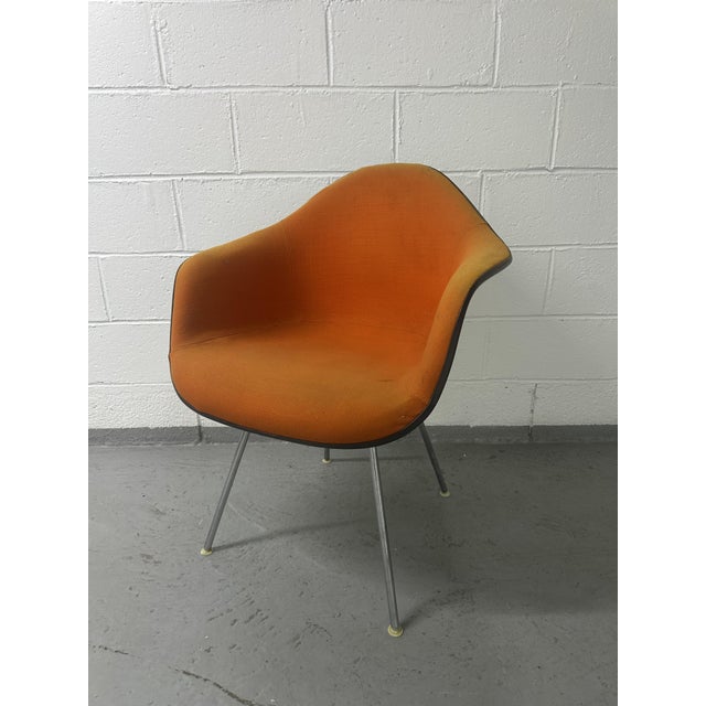 Plastic Chair by Charles and Ray Eames for Herman Miller, 1980 For Sale - Image 7 of 7
