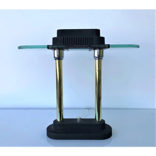 Mid-Century Modern 1980s Brass and Black Lacquered Metal Table / Desk Lamp by George Kovacs for Robert Sonneman For Sale - Image 3 of 8