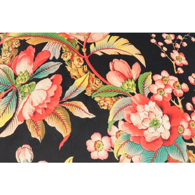 2020s Shabby Chic Velvet Handmade Ottoman For Sale - Image 5 of 10