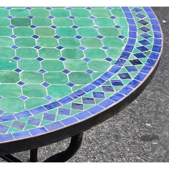2020s 40" Handcrafted Turqoise and Blue Moroccan Mosaic Table For Sale - Image 5 of 7
