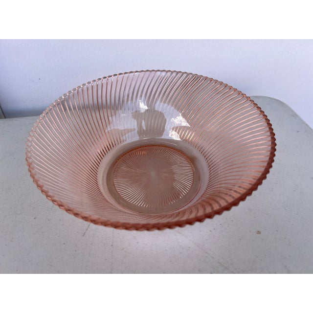 Art Deco 1930s Federal Glass Co. "Diana" Pink Depression Glass Swirl Serving Bowl For Sale - Image 3 of 4