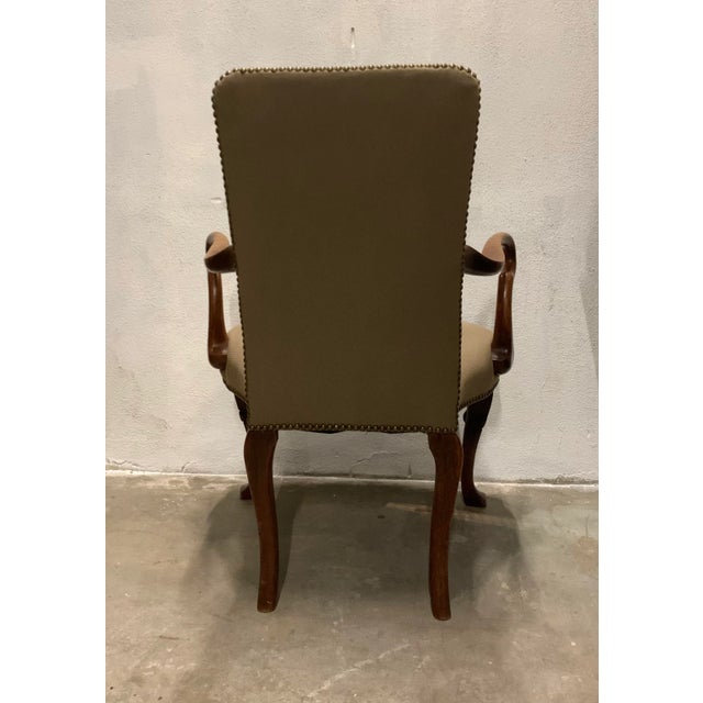 Mid Century Traditional Armchair For Sale - Image 4 of 10