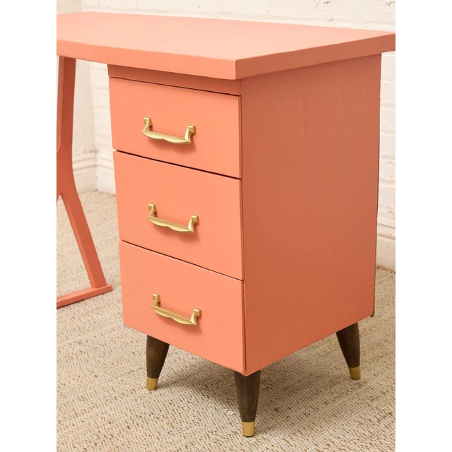 Vintage Peach Single Pedestal Desk For Sale In Los Angeles - Image 6 of 9