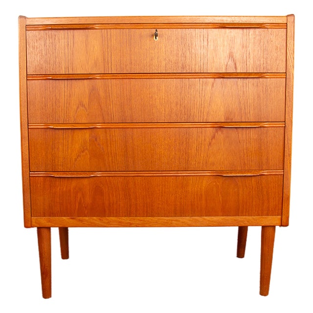 Danish Four-Drawer Teak Chest of Drawers by Henning Jørgensen for Fredericia Furniture, 1960 For Sale